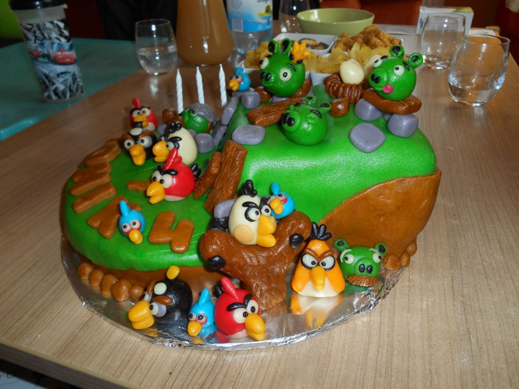 Angry Birds 2